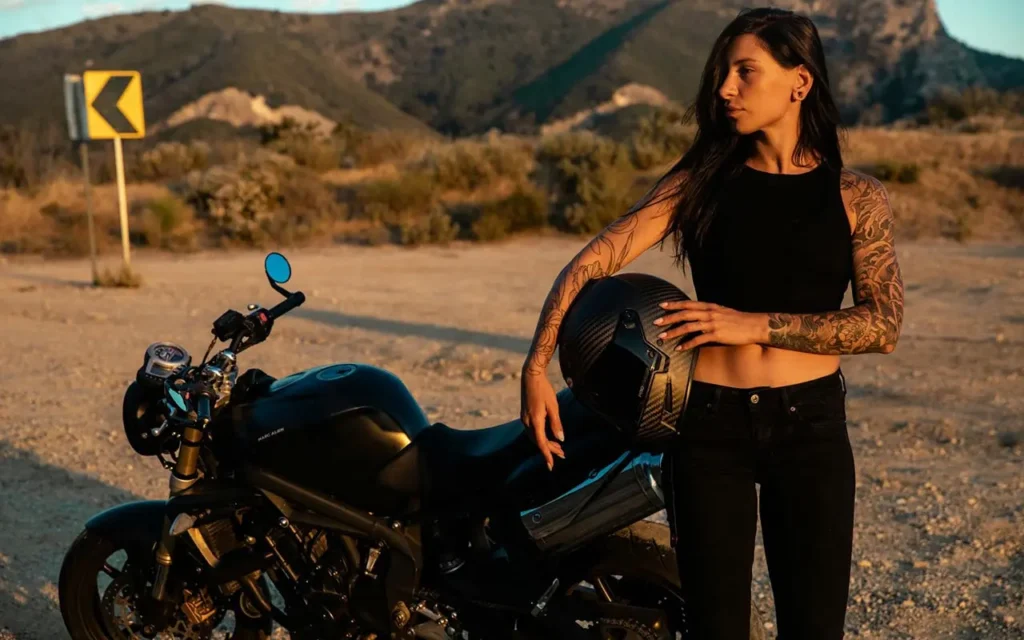 materiali per motociclisti